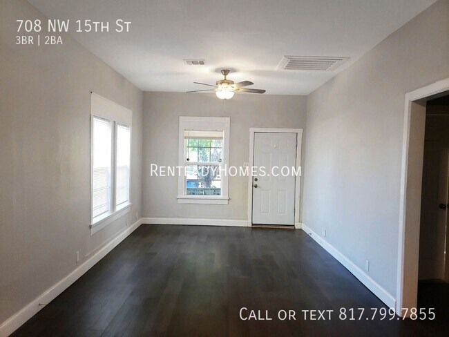 Building Photo - 708 NW 15th St