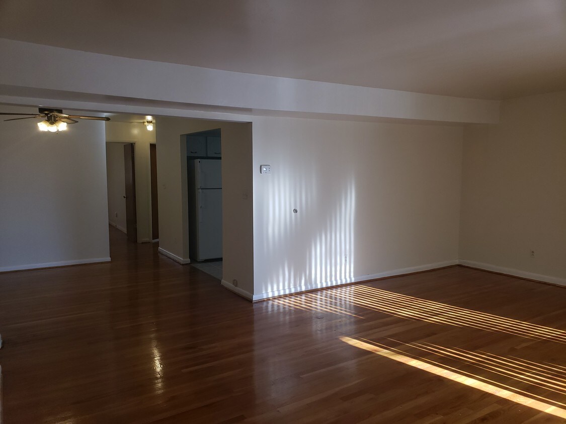 Foto principal - 6511 Parsons Ave