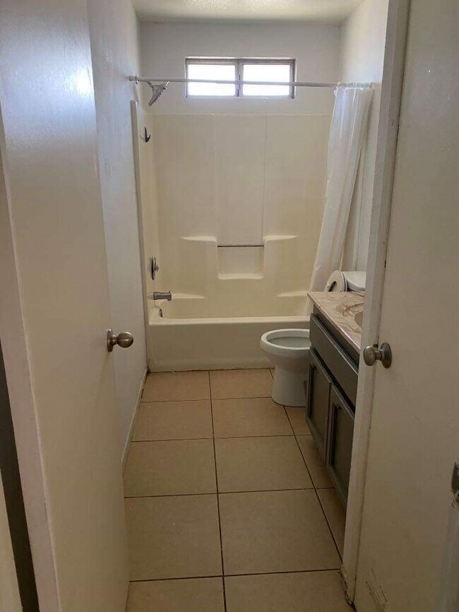 Foto del edificio - 21321 Nisqually Rd