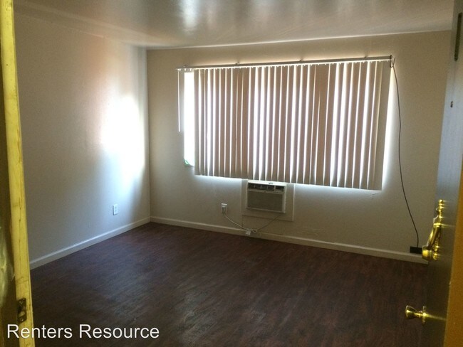 Building Photo - 3817 Morganford Rd