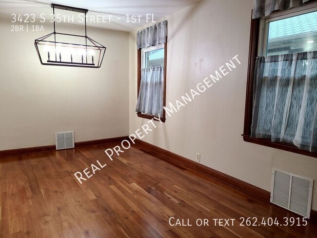 Foto del edificio - 3423 S 35th St