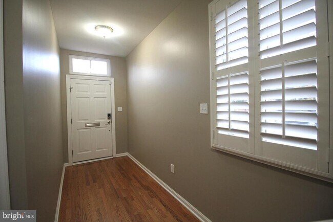 Foto del edificio - 151 Jackson St