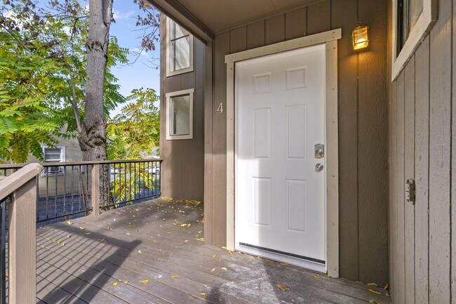 Foto del edificio - 302 Pleasant St