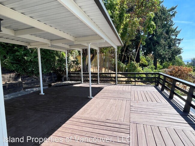 Building Photo - 4 br, 2 bath House - 6010 E Evergreen Blvd