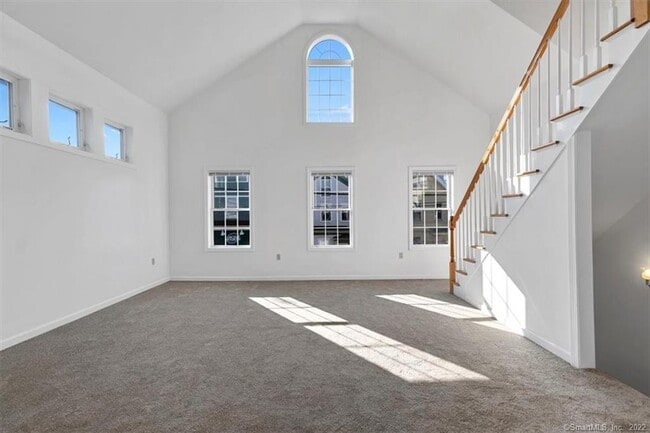 Building Photo - 189 Willow St