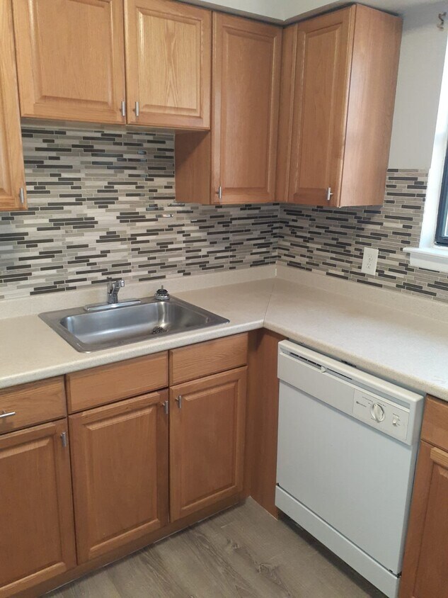 Foto principal - 501 E Walnut St