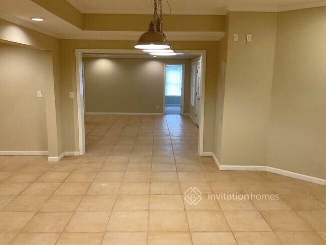 Building Photo - 106 Ashwood Ct