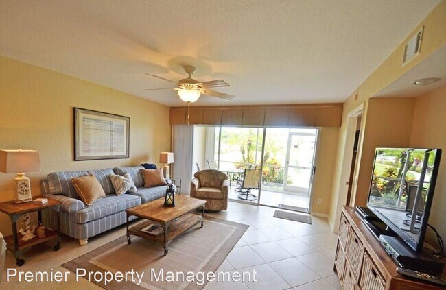 Foto del edificio - 3 br, 2 bath House - 379 Gabriel Circle #7