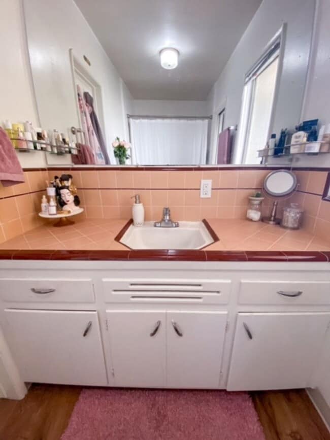 Building Photo - 227 Sierra St