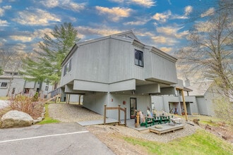 Building Photo - 2 Moose Ln