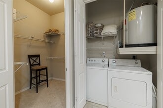 Building Photo - 2400 McCue Rd