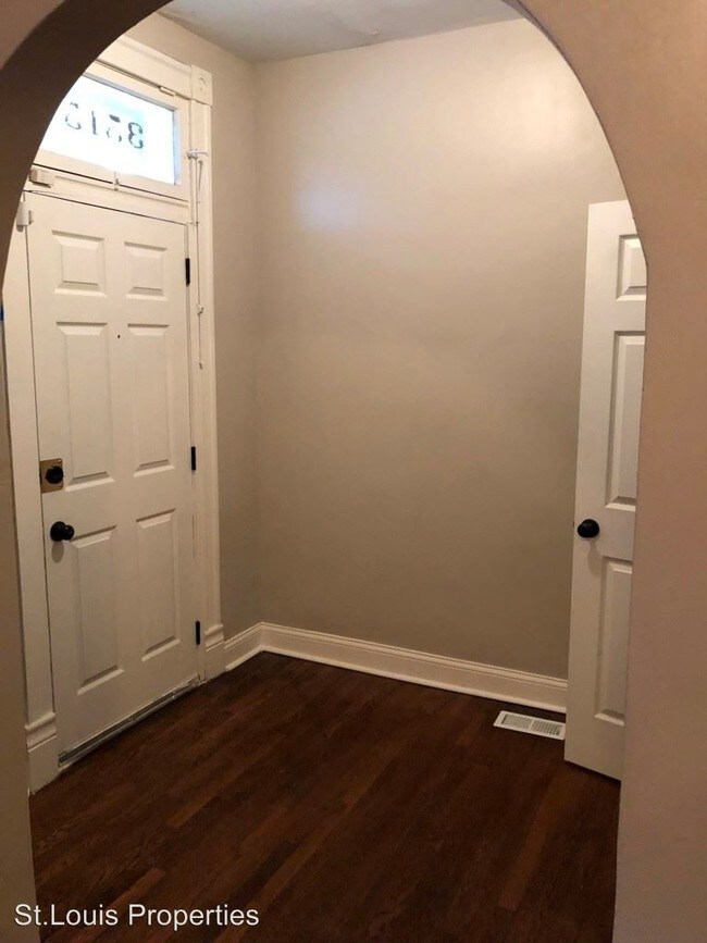 Building Photo - 3 br, 2 bath House - 3515 Itaska St