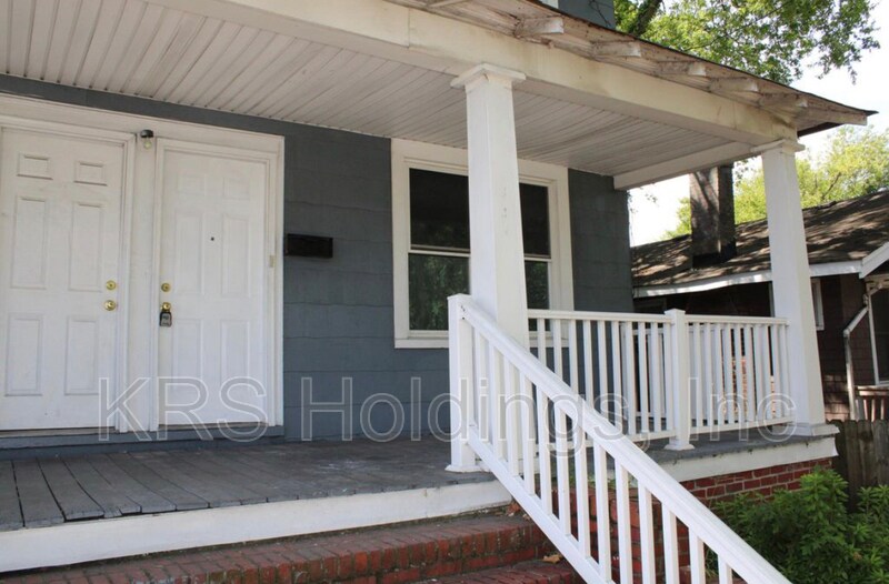 Primary Photo - 1821 Lasalle Ave