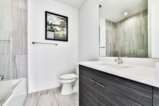 Foto del edificio - 2353 W Wabansia Ave