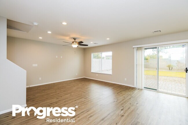 Building Photo - 919 W Kowalsky Ln