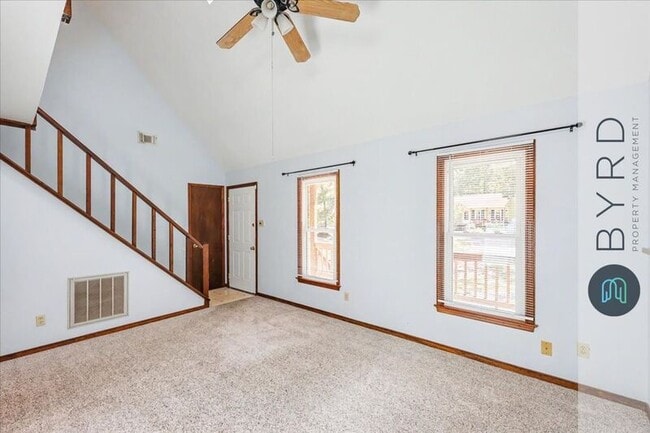 Building Photo - 5961 Sara Kay Dr