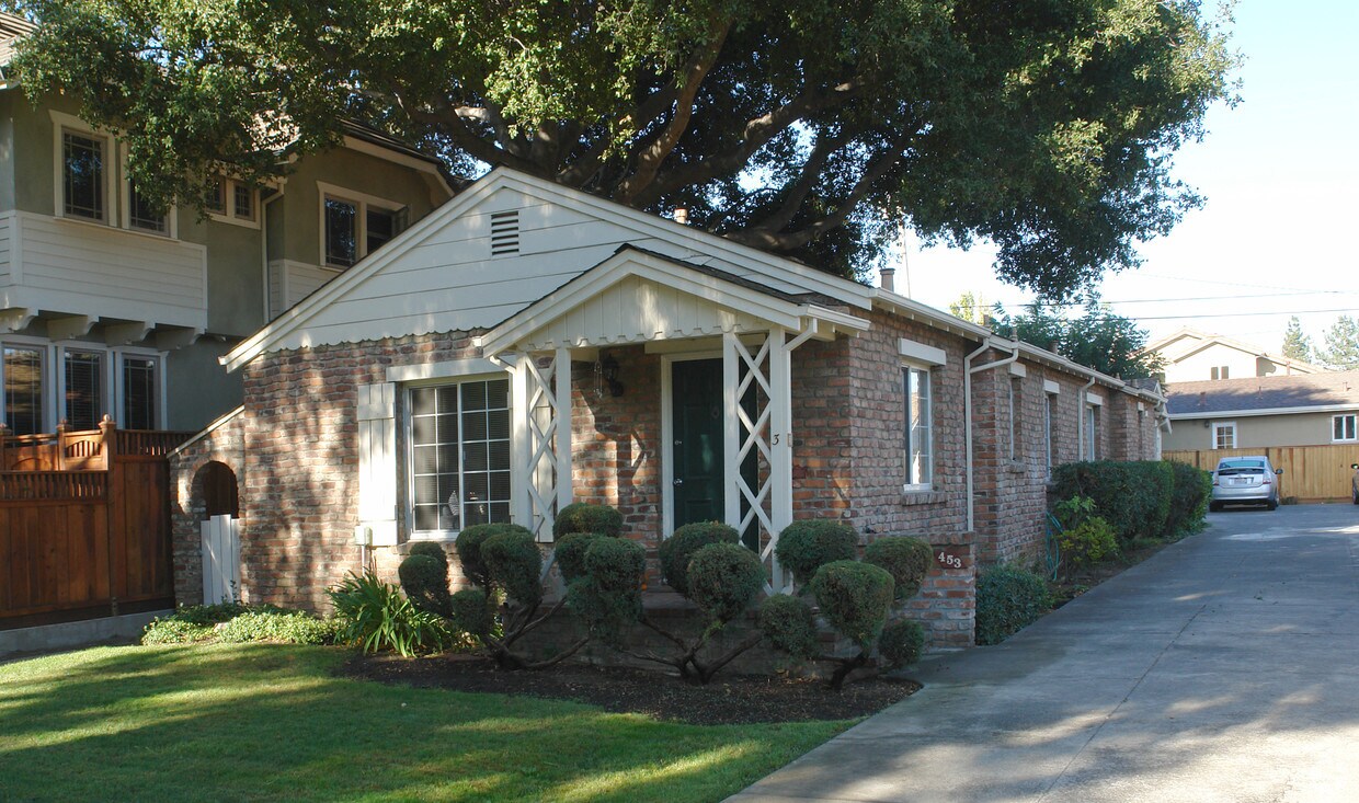 Primary Photo - 453 S Murphy Ave