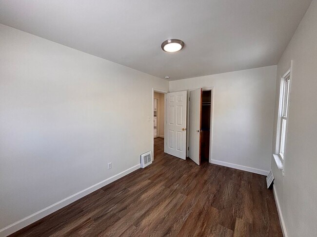 Foto del edificio - 19425 Fenmore St