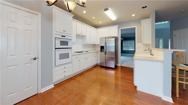 Building Photo - 12670 Morningpark Cir