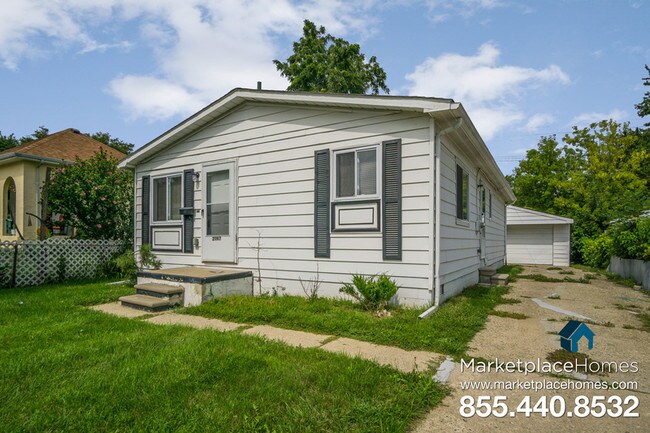 Building Photo - 21197 Woodward St