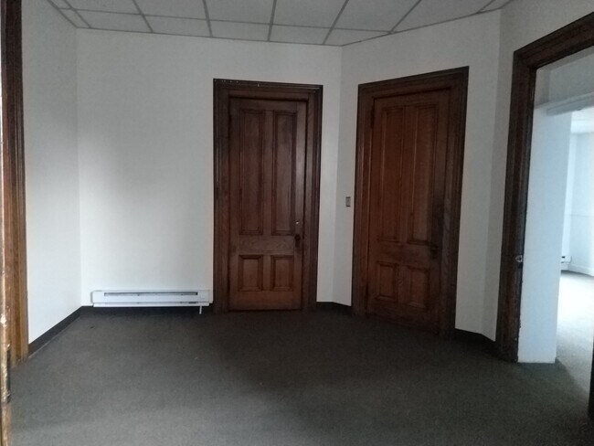 1st bedroom - 317 S Broadway St