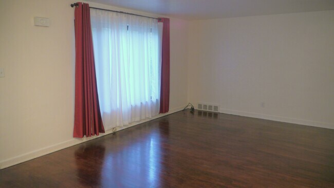 Photo - 164 Mount Lebanon Blvd Townhome