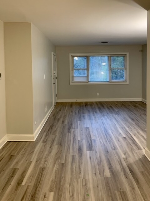 Oficina del cochero - 3668 Kingsboro Rd NE