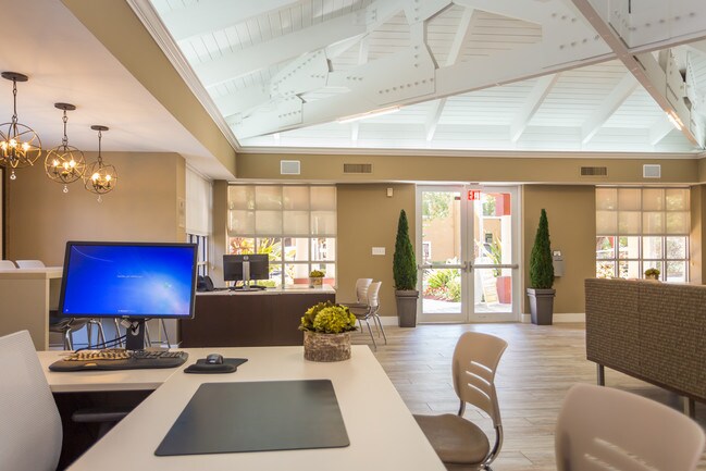 Emerald Palms Apartment Apartments Miami Fl Business Center Emerald Palms Apartment