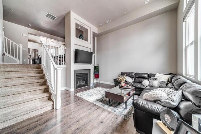 Foto del edificio - 5064 W Duckhorn Dr