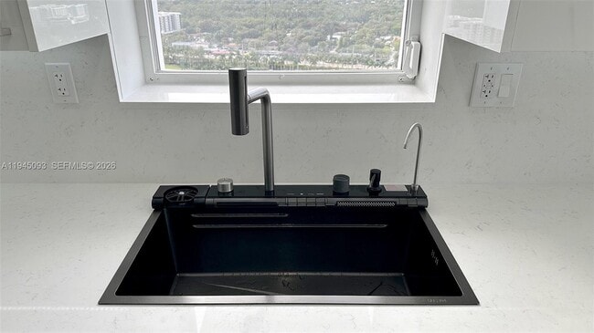 Building Photo - 2750 NE 183rd St