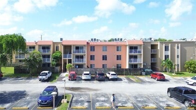 Building Photo - 5231 Geneva Ct