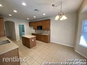 Building Photo - 3 br, 2 bath House - 7610 Mission Ledge