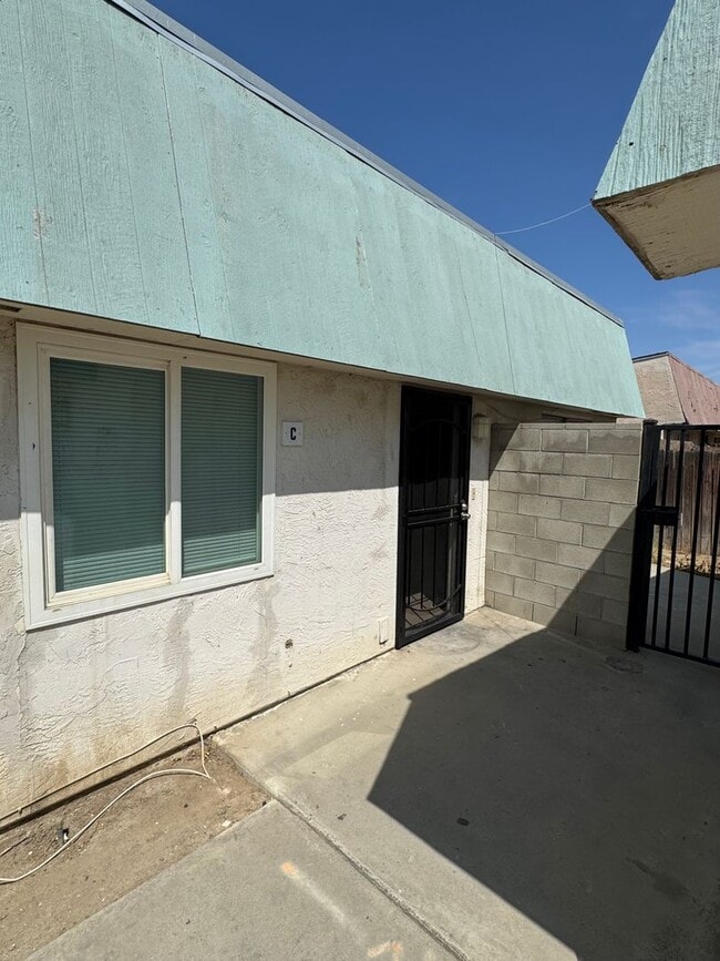 Building Photo - 4321 Palmacia Dr