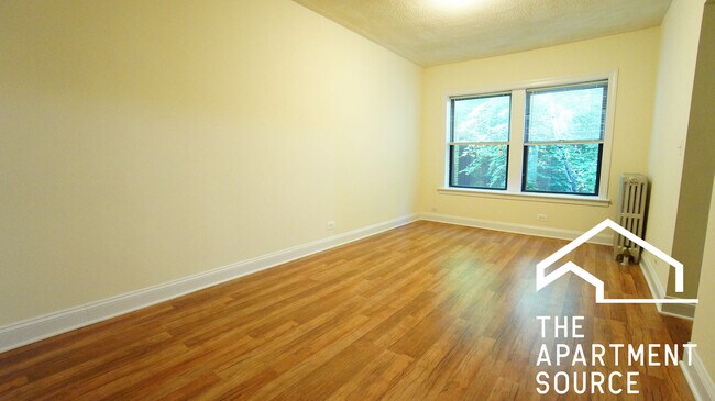 Foto del edificio - 1750 N Humboldt Blvd