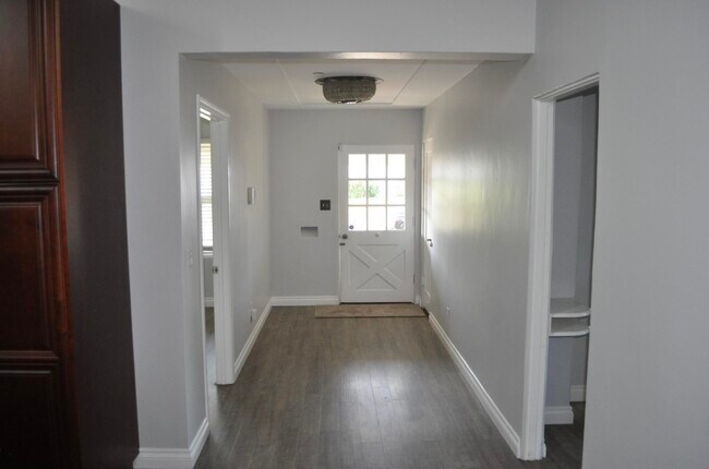 Foto del edificio - 7337 W Point Ave