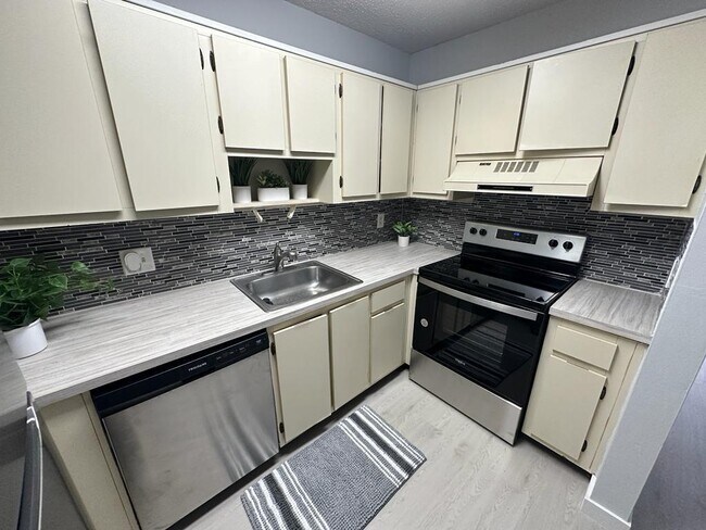 Foto del edificio - 3260 NW 104th Ave