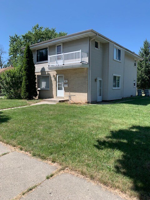 Primary Photo - 3702 W Kiley Ave