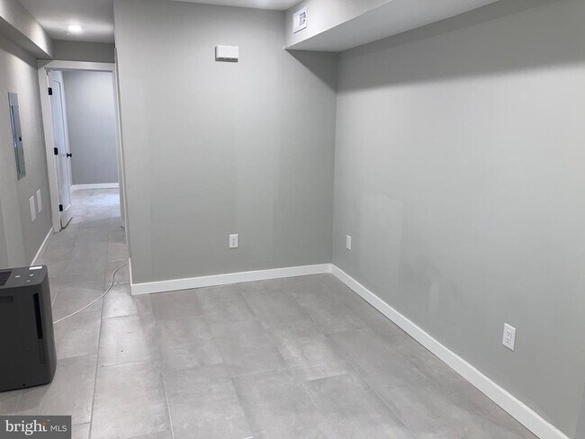 Foto del edificio - 5410 Pine St
