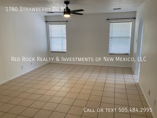 Foto del edificio - 1780 Strawberry Dr NE