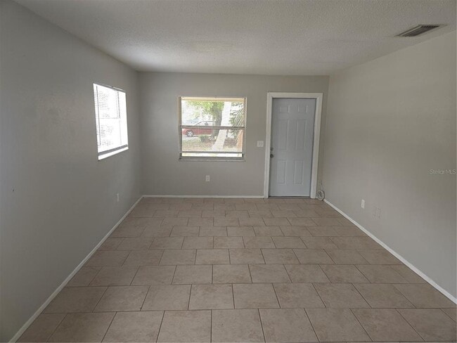 Building Photo - 1741 Trotter Rd