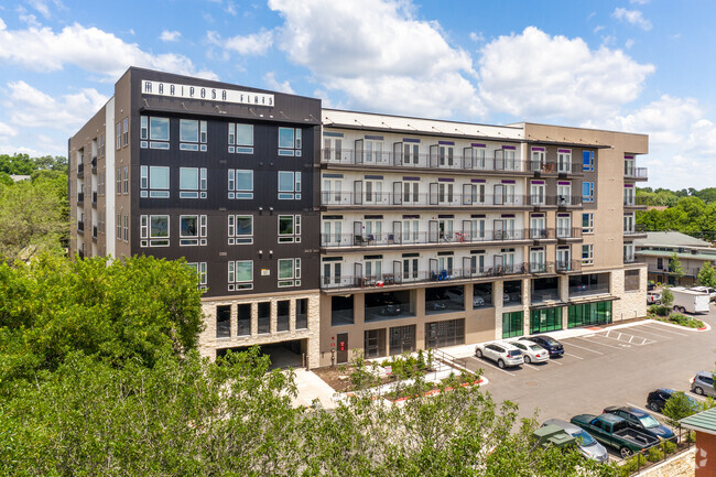Building Photo - Mariposa Flats
