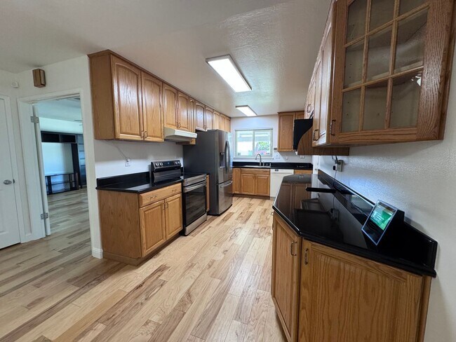 Foto del edificio - 4642 Hampshire Way