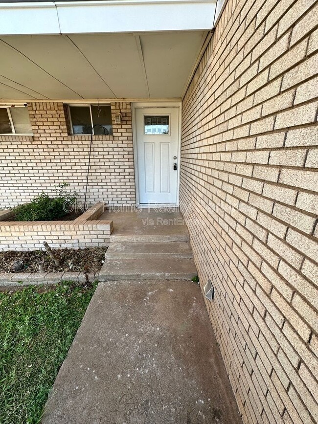 Building Photo - 39 NE 63rd St