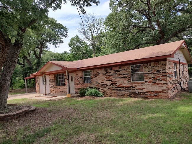 Building Photo - 1222 Kimberly Dr