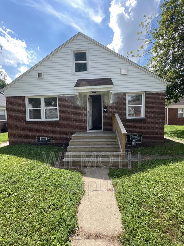 615 N Tibbs Ave Unit Apt. A, Indianapolis, IN 46222 Condo for Rent in