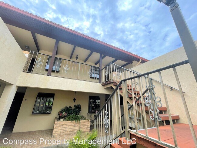 Foto del edificio - 2 br, 2 bath House - 764 Avenida Estancia #J