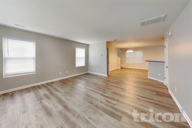 Building Photo - 1619 Brookgreen Ave