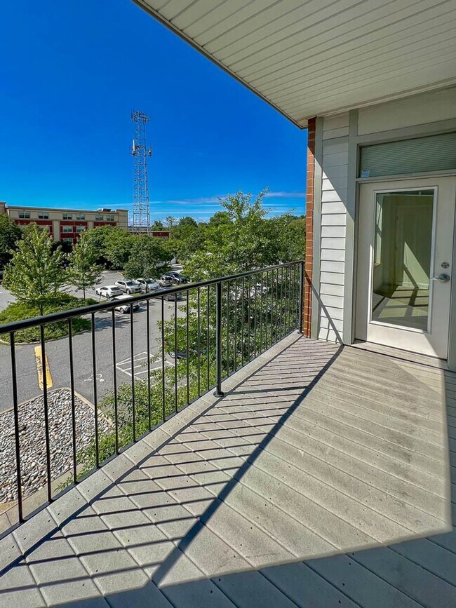 Foto del edificio - Eastwood Commons II Condo Association