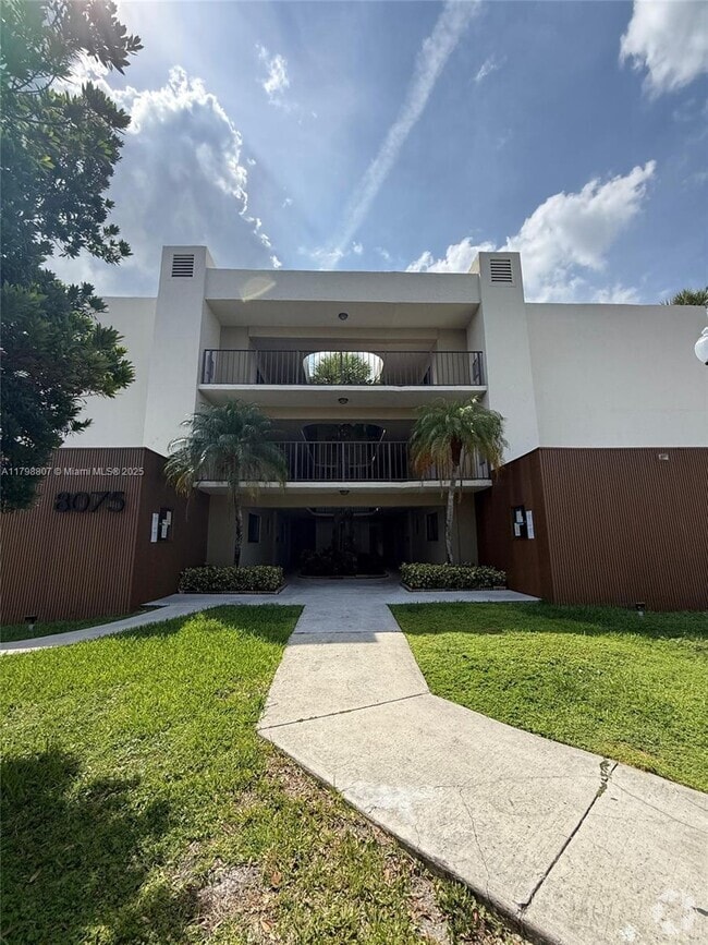 Building Photo - 8075 SW 107th Ave