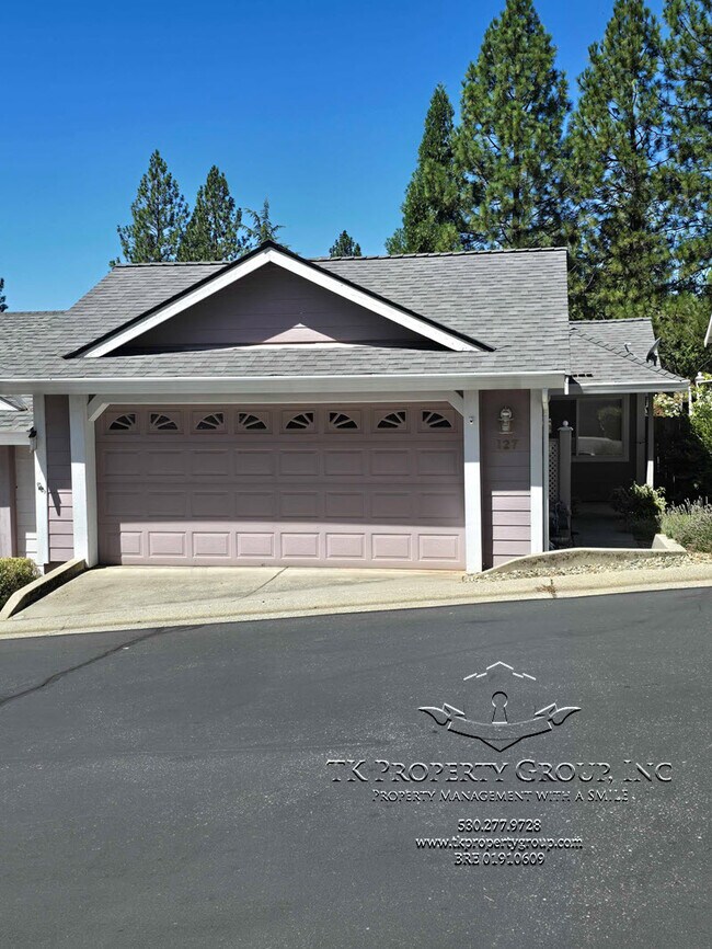 Building Photo - 127 Windsor Ln